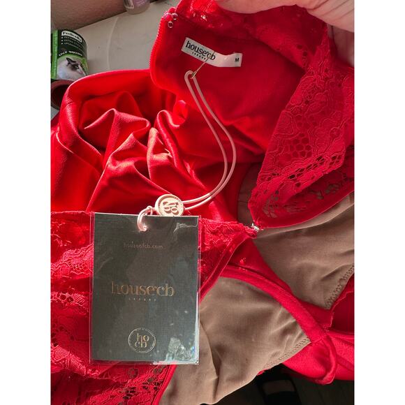 NWT House of CB Jennica Red Lace Sleeve Bustier Satin Mini Dress M - Picture 10 of 15